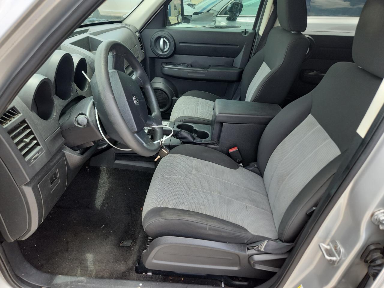 2009 Dodge Nitro Se - Фото 7