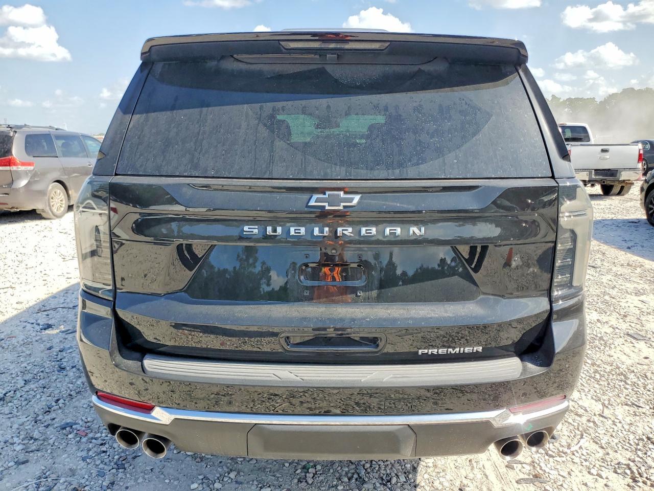 2026 Chevrolet Suburban C1500 Premier - Фото 6