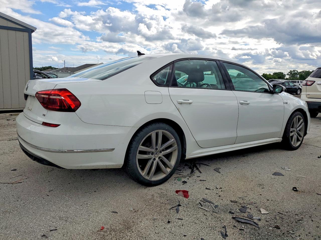 2018 Volkswagen Passat S - Image 3
