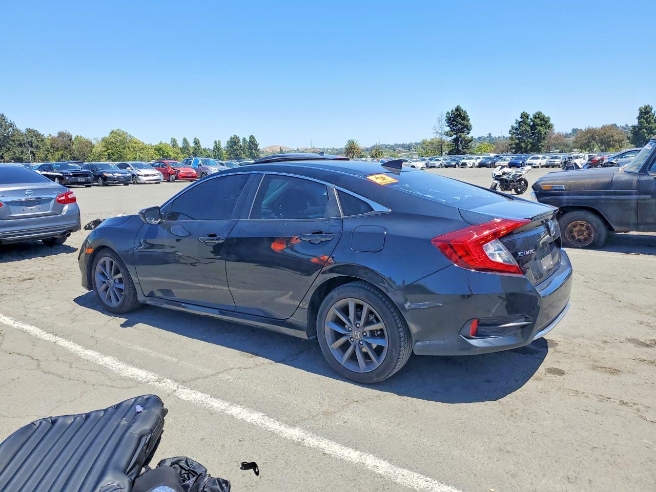 2020 Honda Civic Ex - Image 2