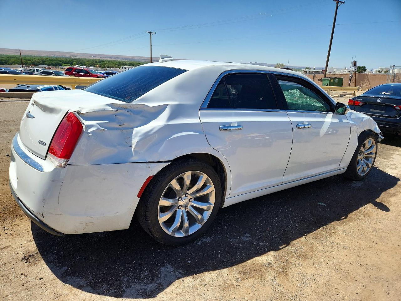 2018 Chrysler 300 Limited - Image 3