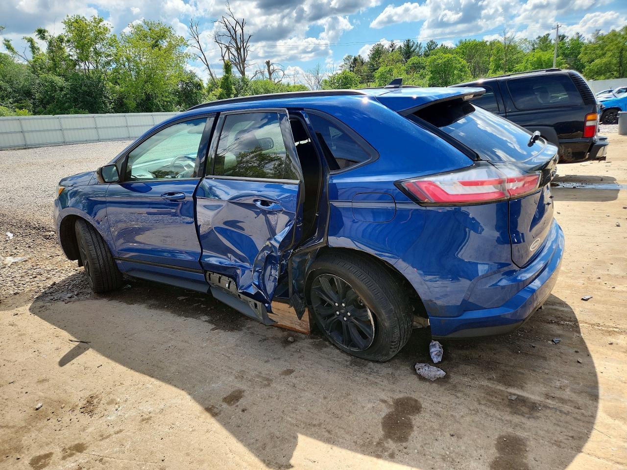 2022 Ford Edge Se - Фото 2