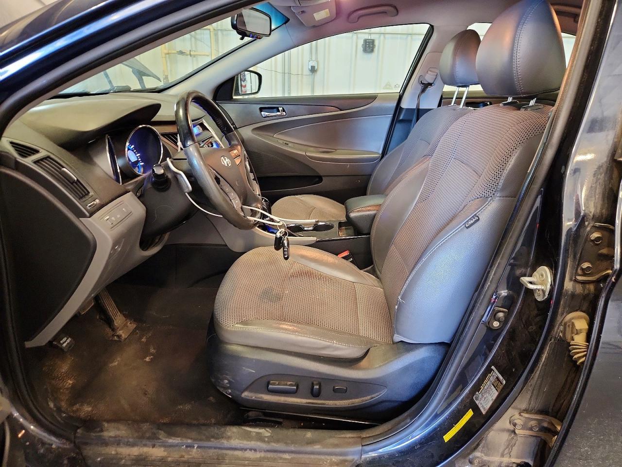 2012 Hyundai Sonata Se - Image 7