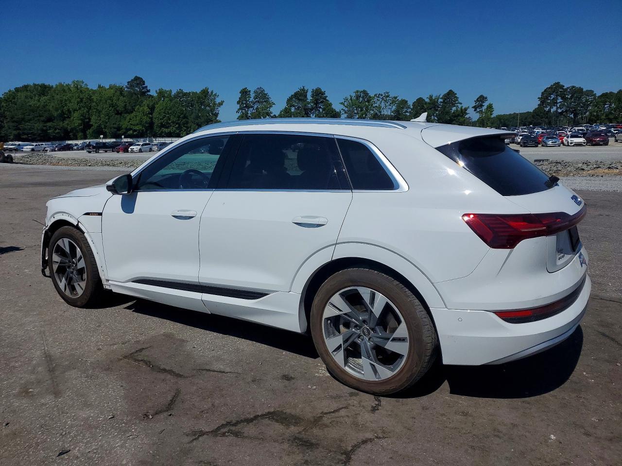 2023 Audi E-Tron - Фото 2