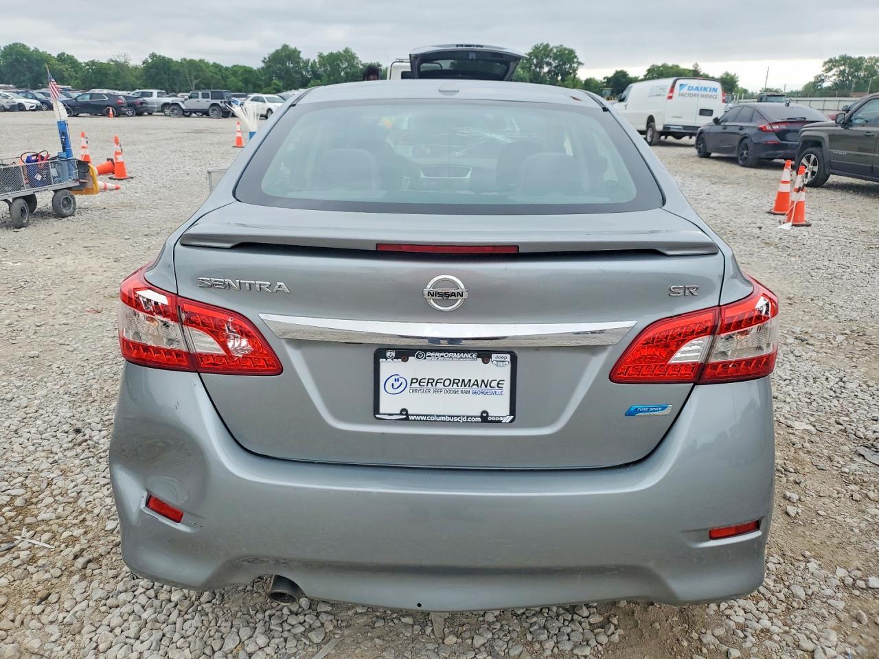 2013 Nissan Sentra S - Фото 6