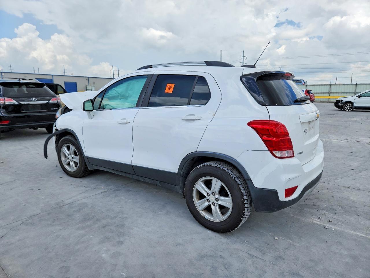 2018 Chevrolet Trax - Image 2