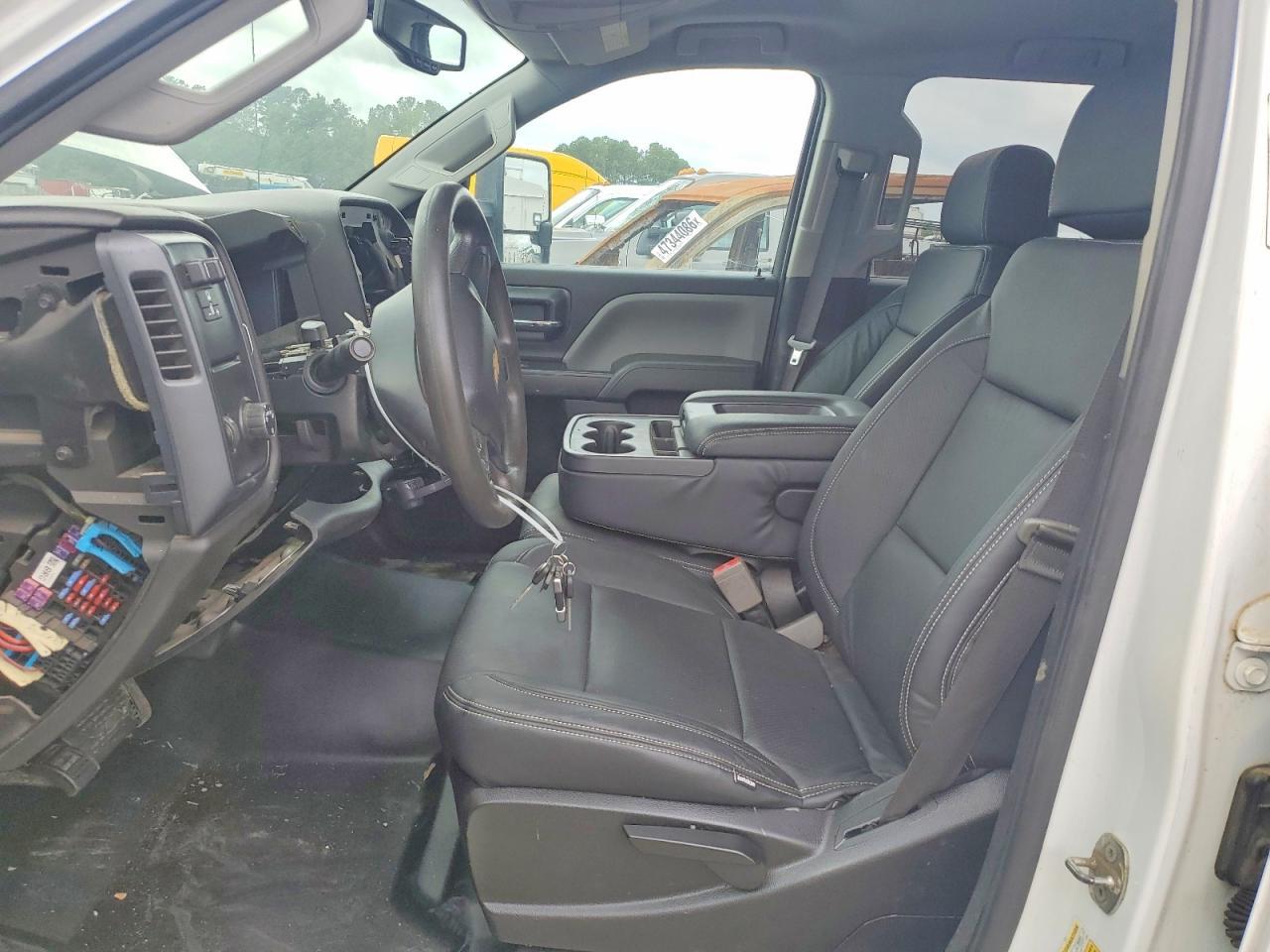 2018 Chevrolet Silverado C2500 Heavy Duty - Фото 7