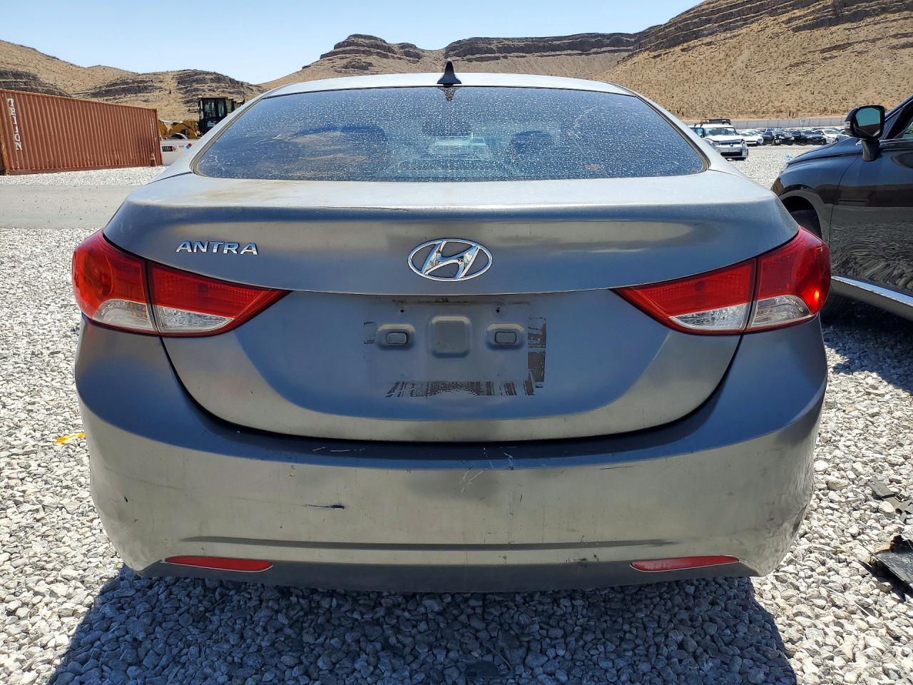 2012 Hyundai Elantra Gls - Фото 6