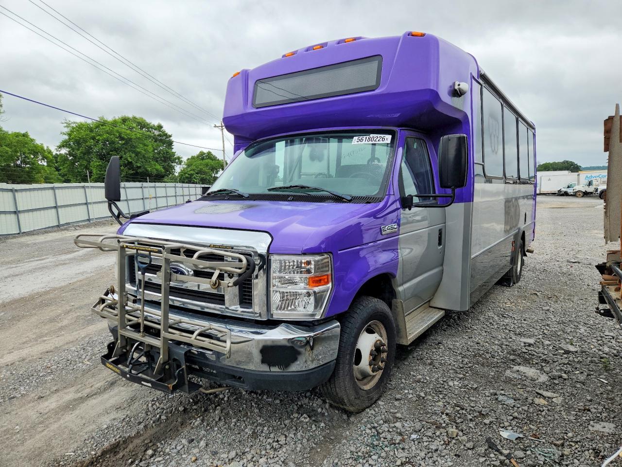 2019 Ford E450 Shuttle Bus
