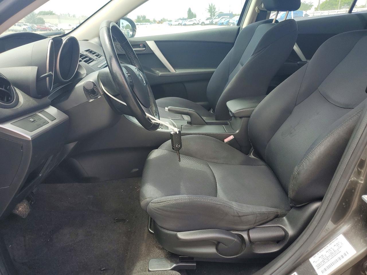 2011 Mazda 3 S - Image 7