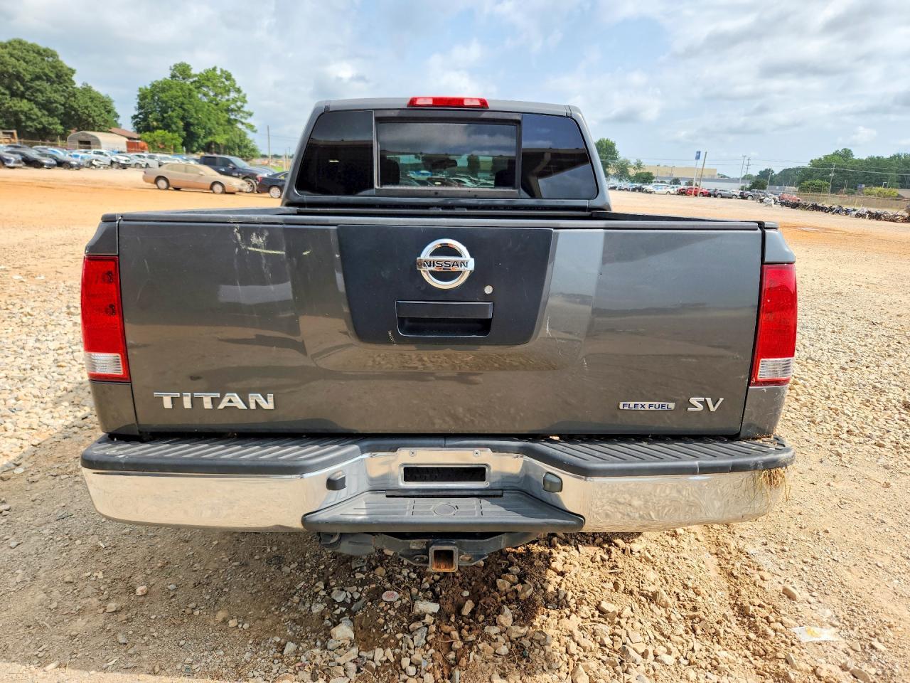 2012 Nissan Titan S - Фото 6