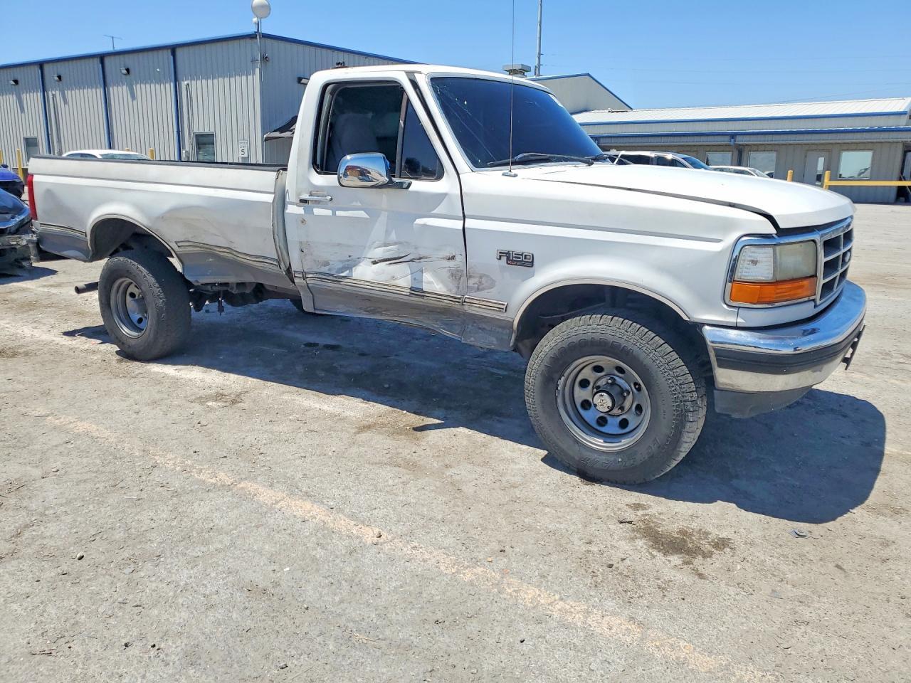 1995 Ford F150 - Image 4