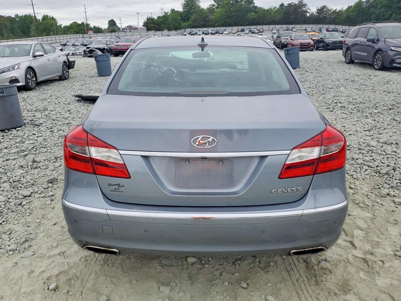 2014 Hyundai Genesis - Фото 6