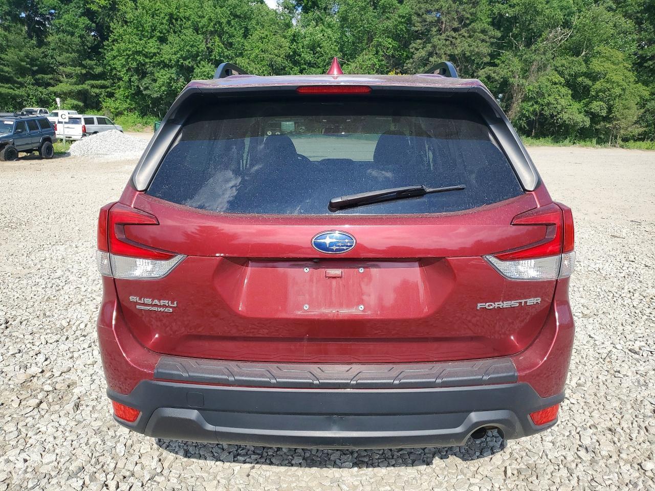 2022 Subaru Forester Premium - Фото 6