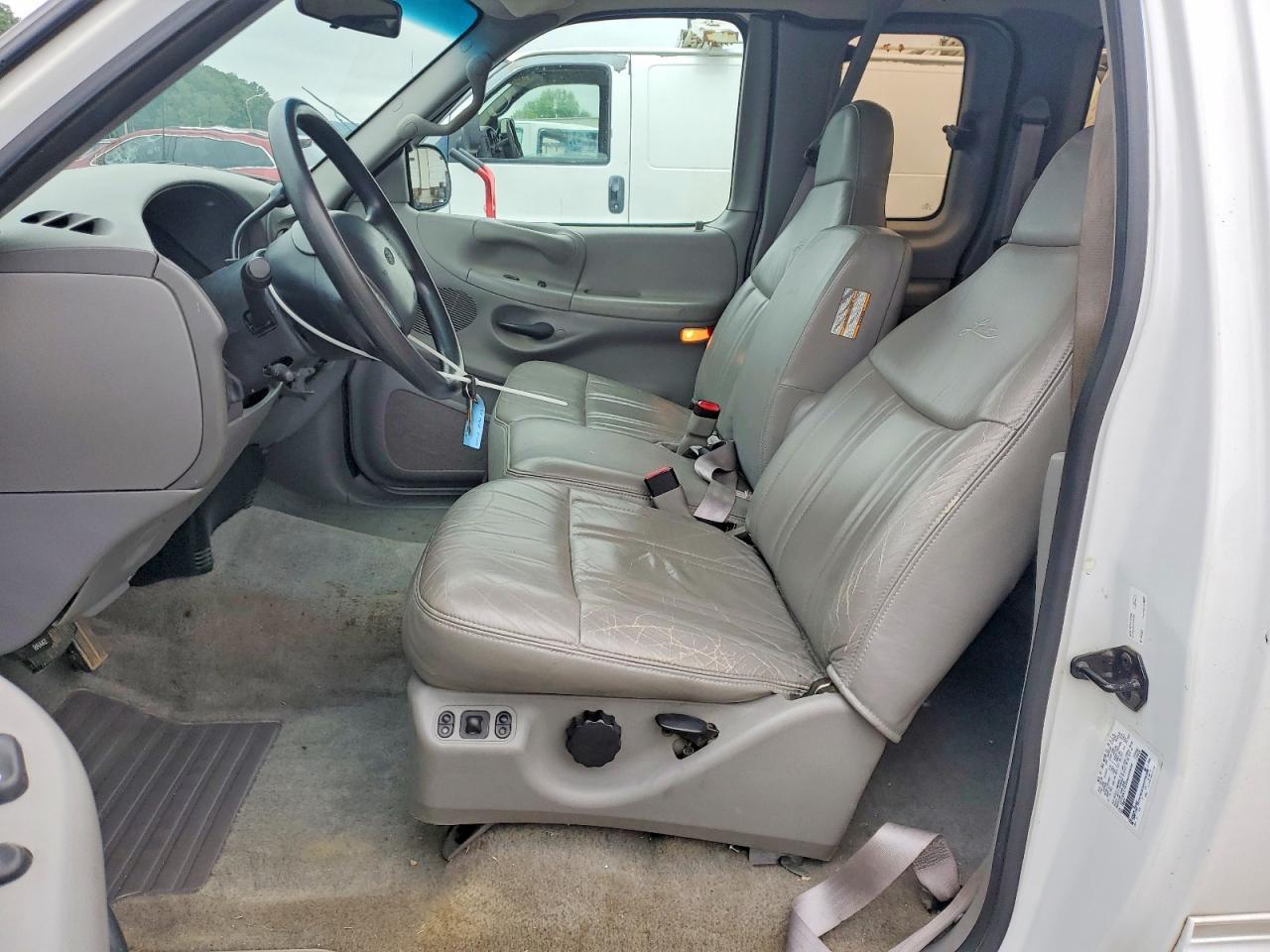 1997 Ford F150 - Image 7