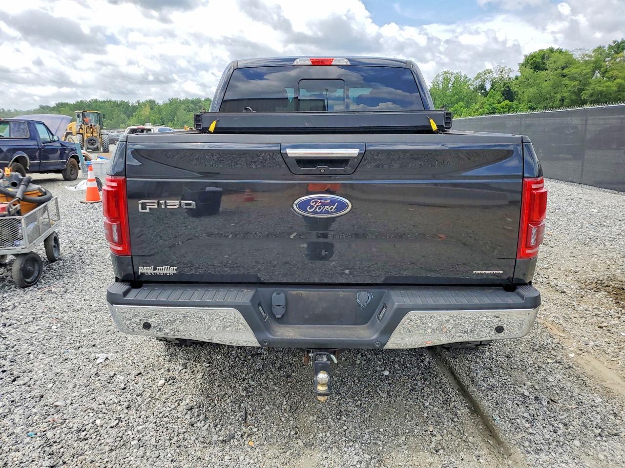 2016 Ford F150 Supercrew - Фото 6