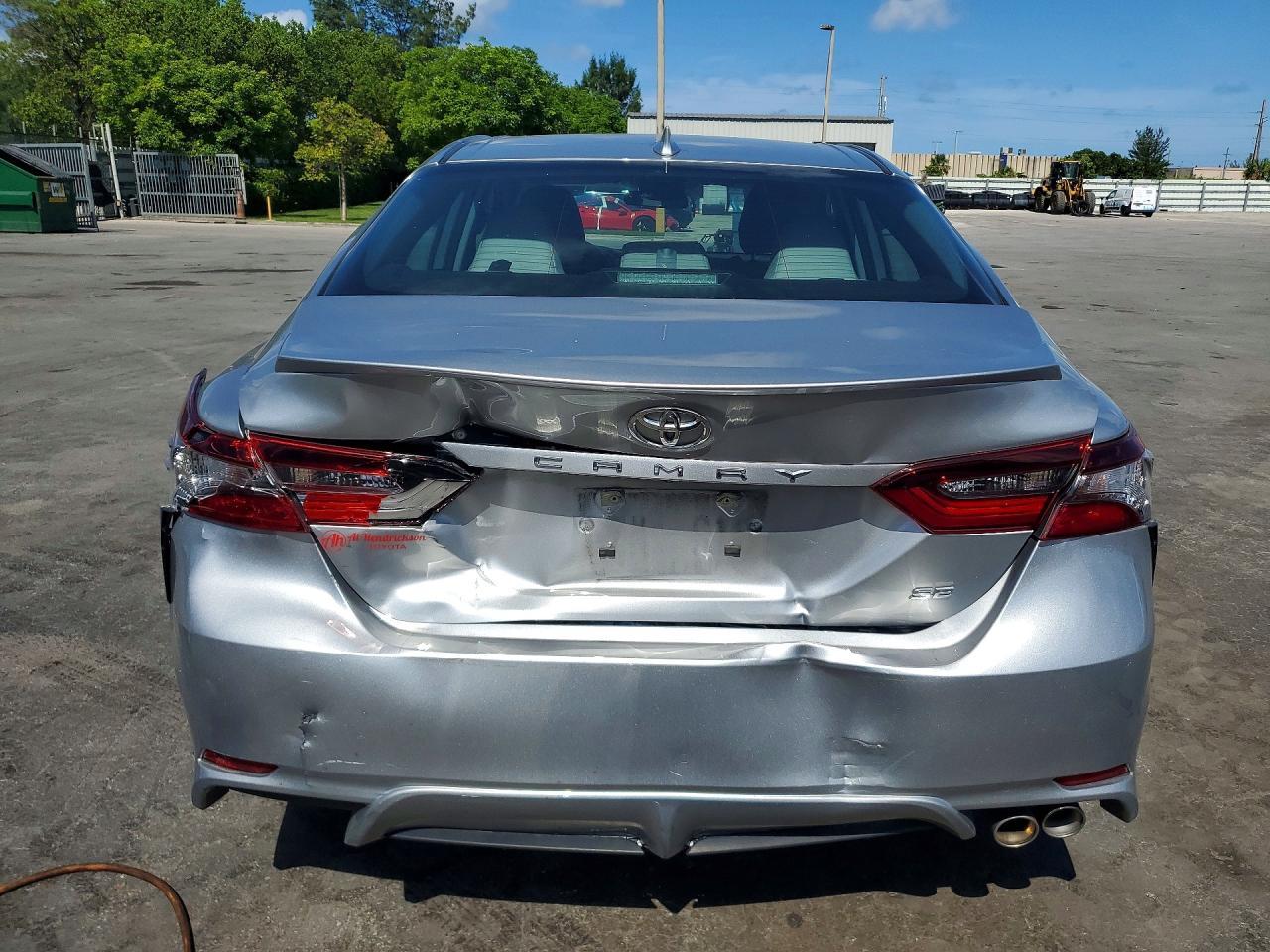 2023 Toyota Camry Se - Фото 6
