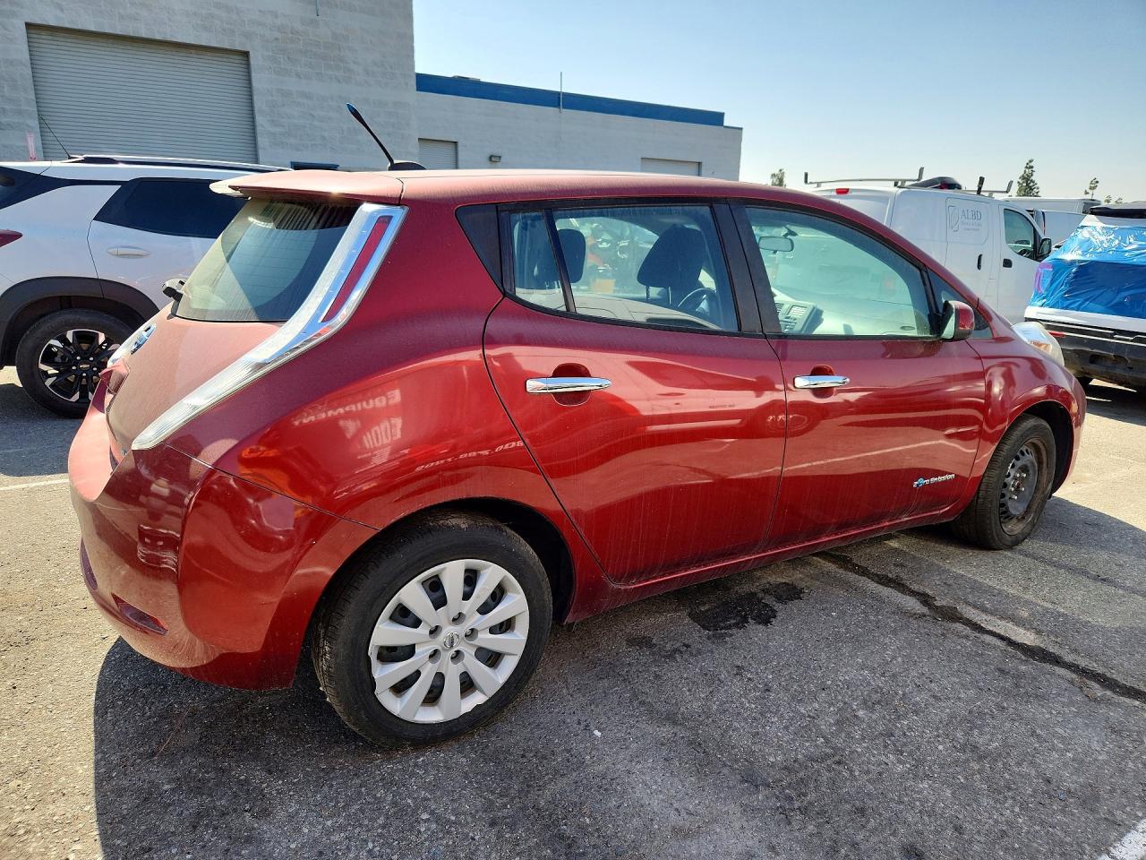 2013 Nissan Leaf S - Image 3