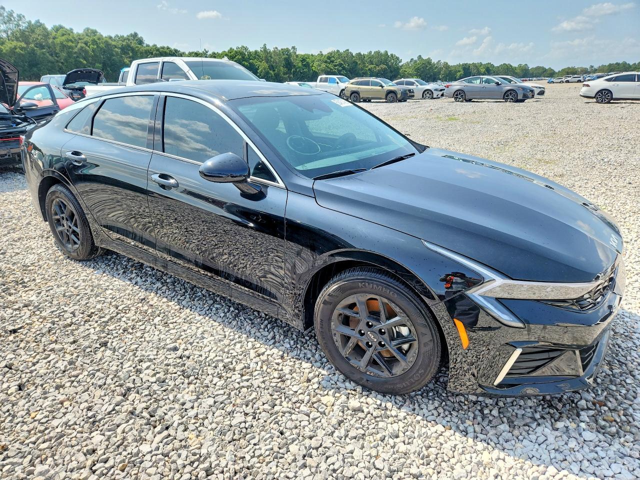 2026 Kia K5 Lxs - Image 4