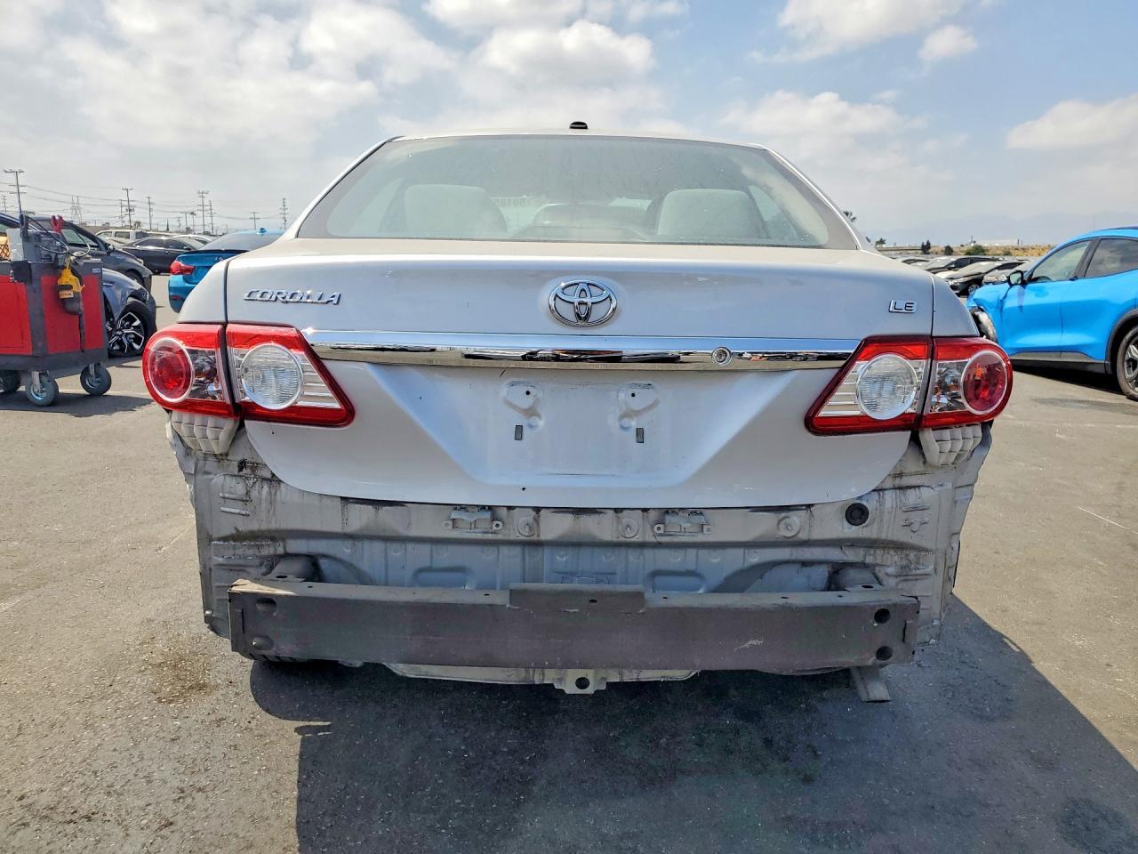 2013 Toyota Corolla Le - Image 6