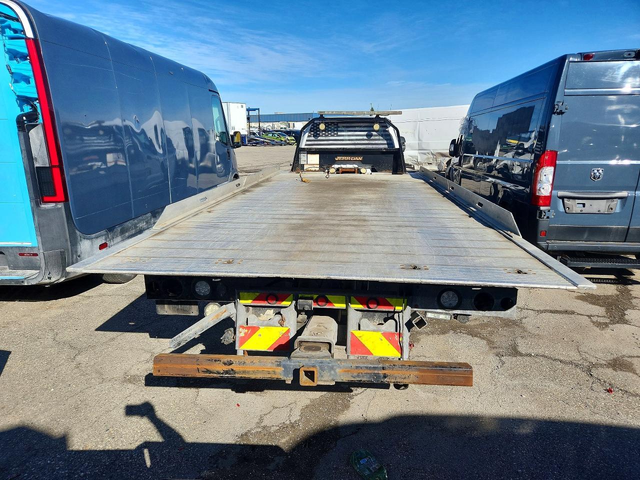 2018 Ford F550 Super Duty - Image 6