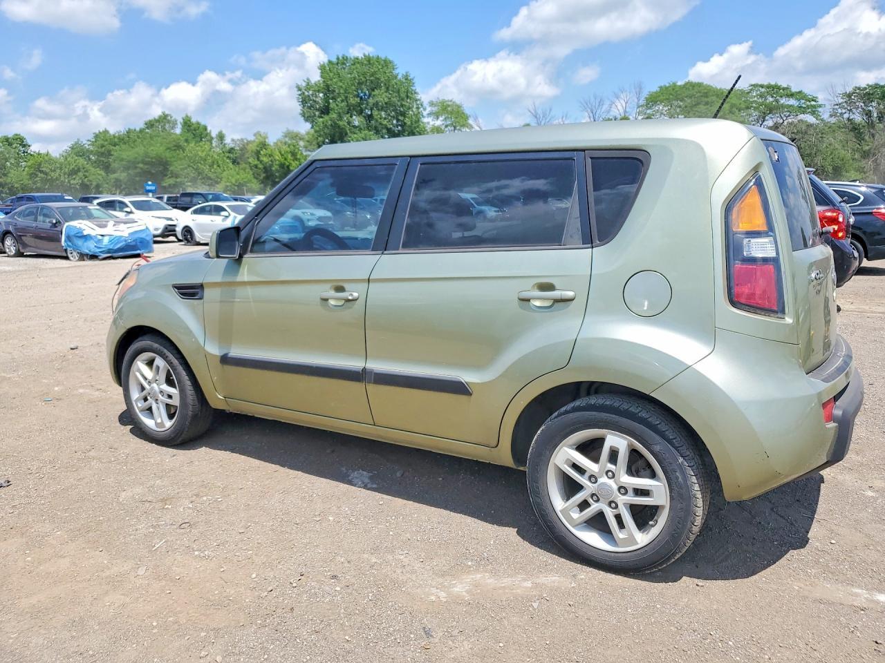 2011 Kia Soul + - Фото 2
