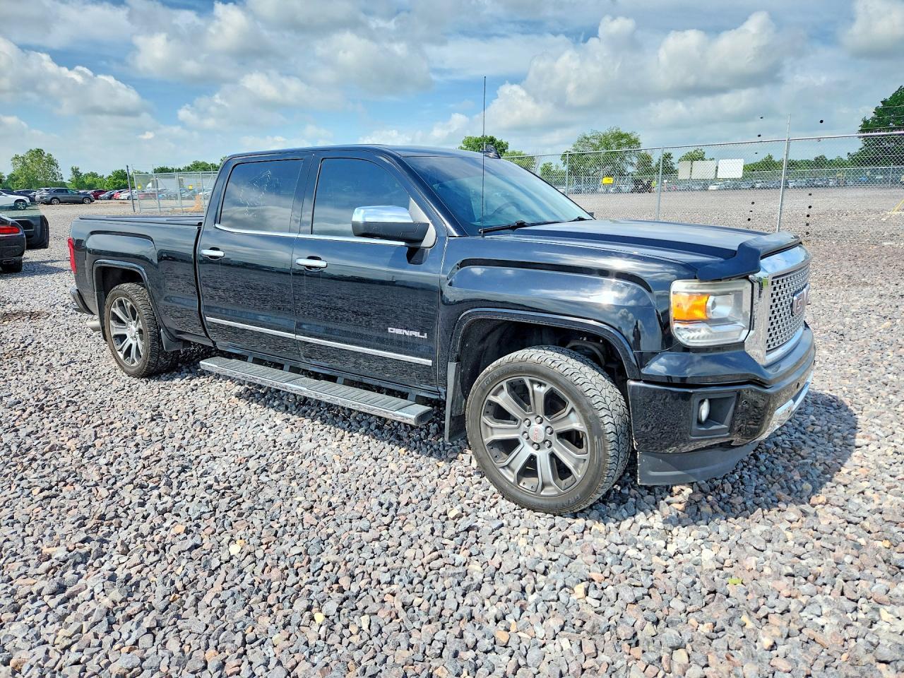 2015 GMC Sierra K1500 Denali - Image 4