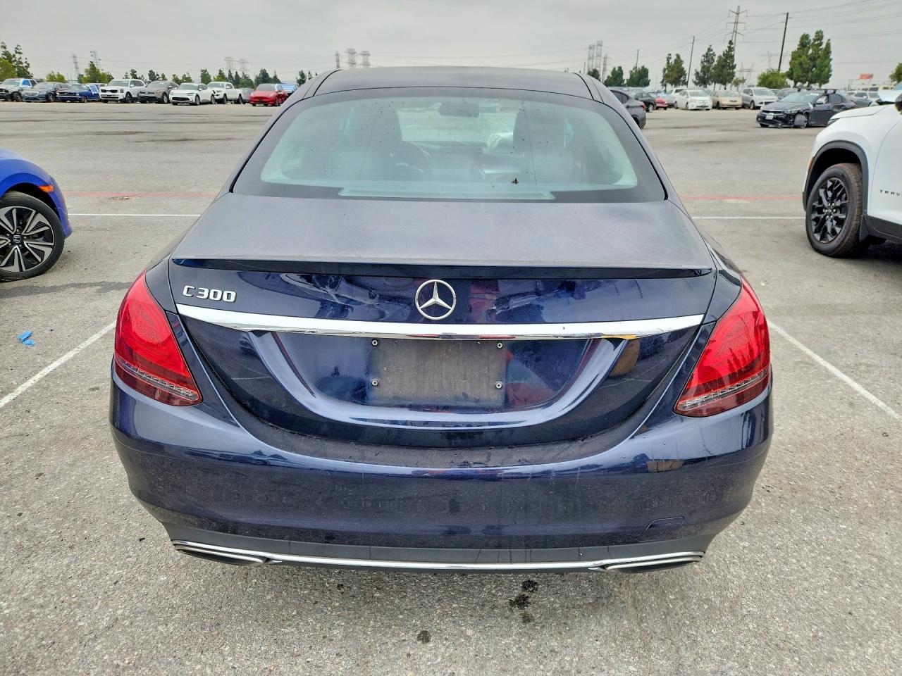 2019 Mercedes-Benz C 300 - Фото 6
