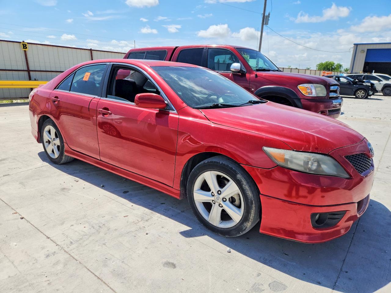 2010 Toyota Camry Se - Фото 4