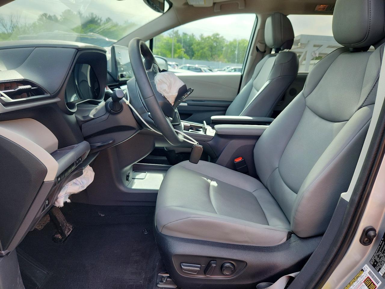 2024 Toyota Sienna Xle 7-Passenger - Фото 7