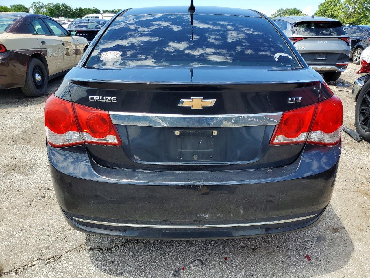 2017 Chevrolet Malibu Lt - Image 6