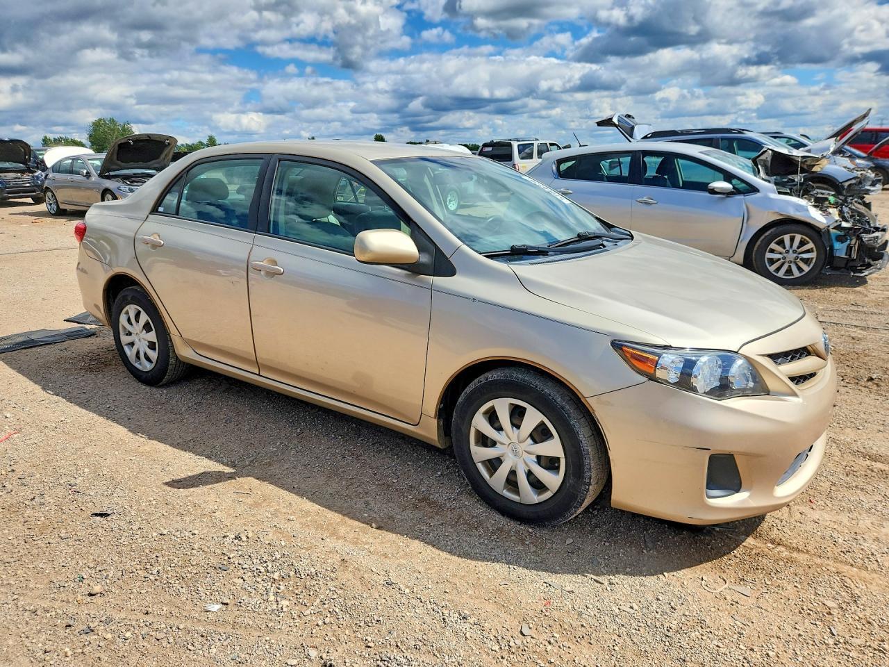 2011 Toyota Corolla Le - Image 4