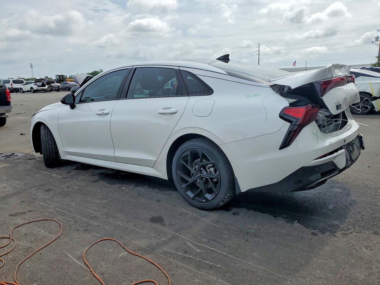 2026 Kia K5 Gt Line - Фото 2