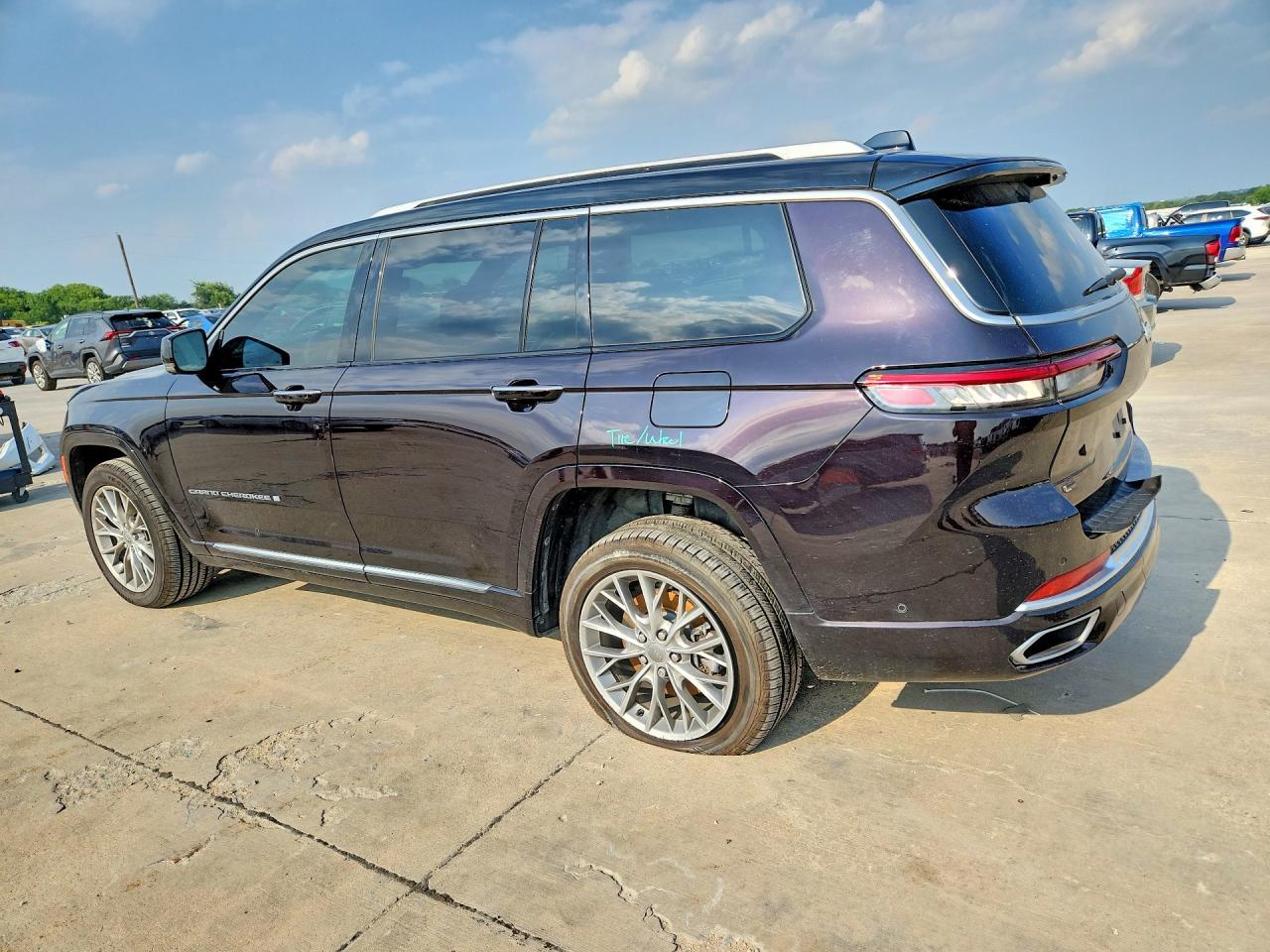2023 Jeep Grand Cherokee L Summit - Фото 2