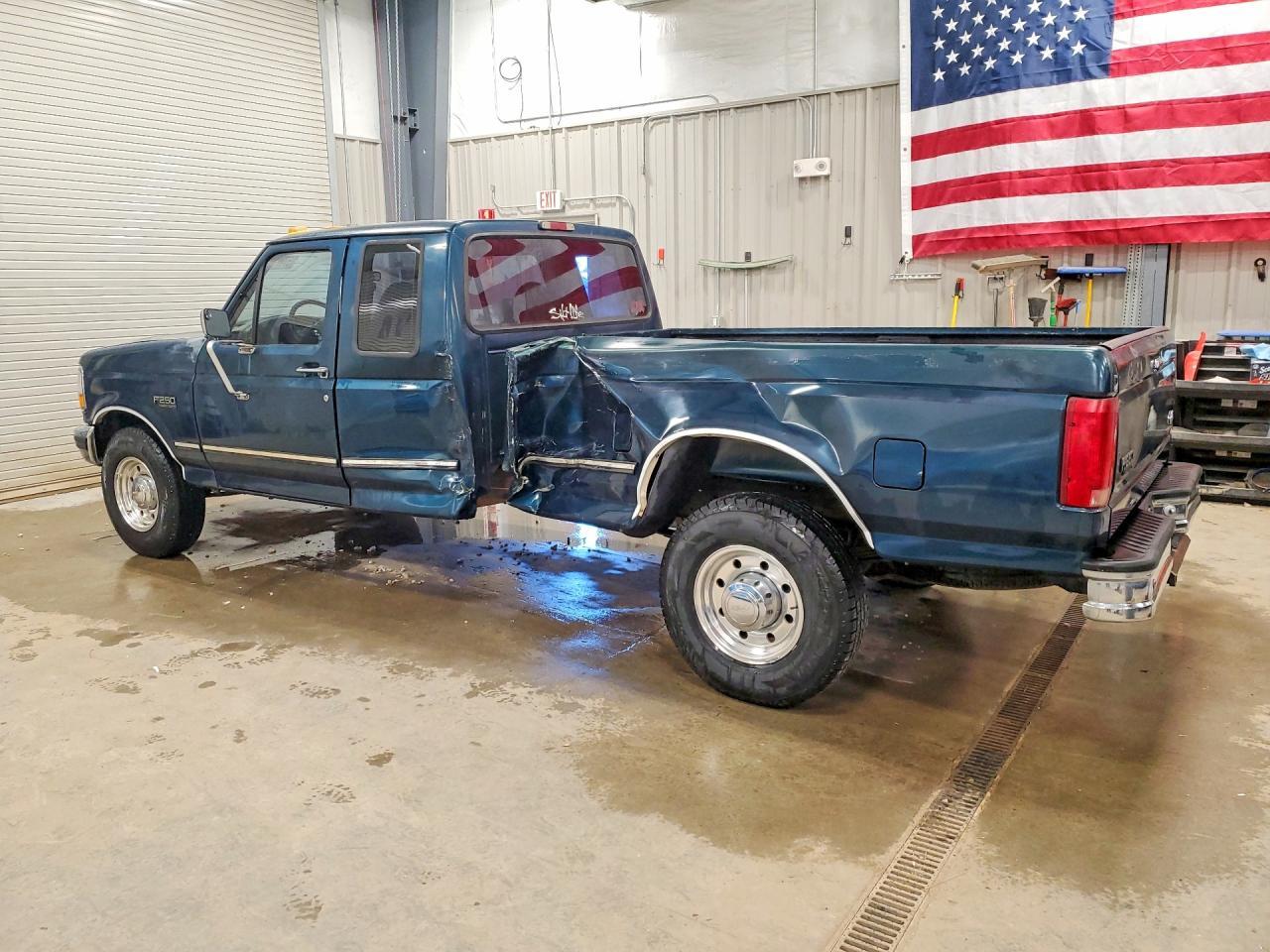 1997 Ford F250 - Image 2