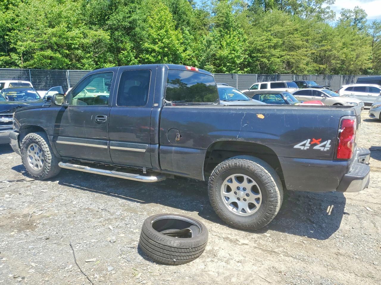 2004 Chevrolet Silverado K1500 - Фото 2