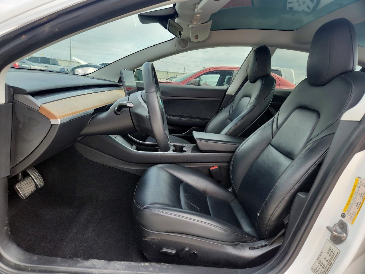 2020 Tesla Model 3 - Фото 7