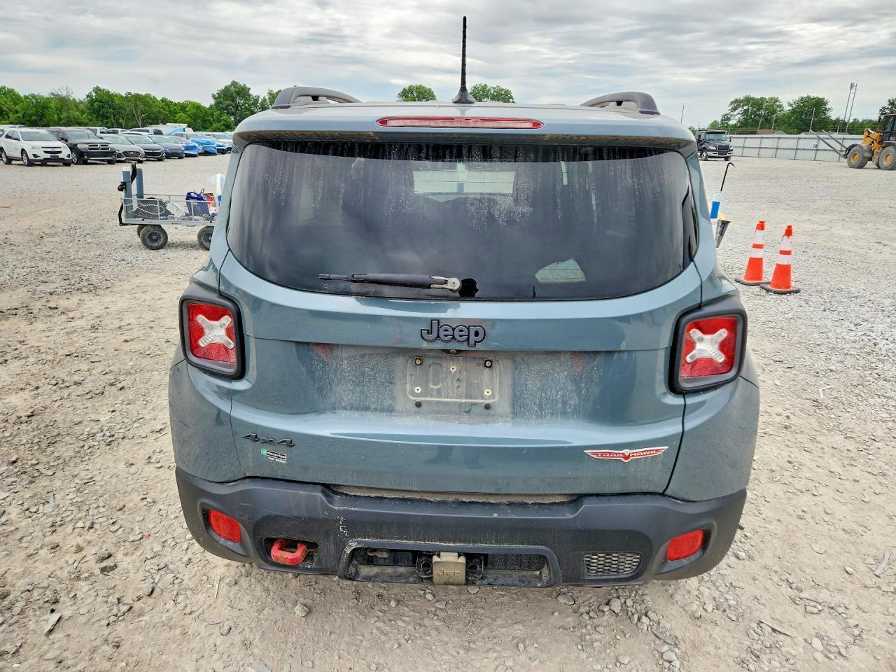 2016 Jeep Renegade Trailhawk - Фото 6