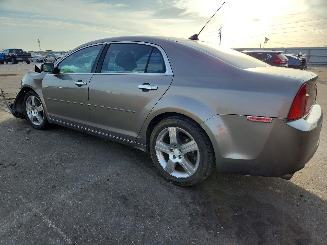 2012 Chevrolet Malibu 3Lt - Фото 2