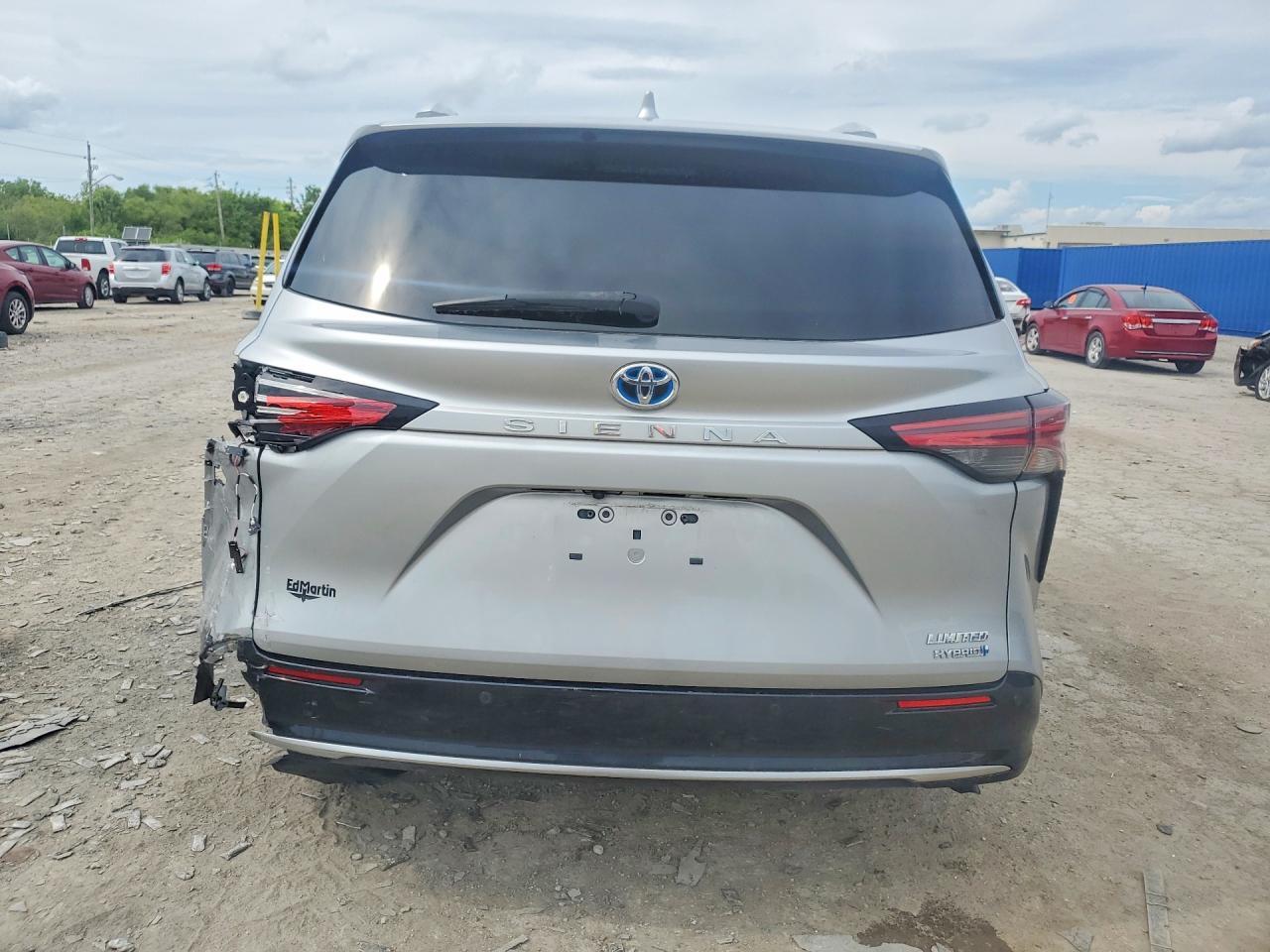 2021 Toyota Sienna Limited 7-Passenger - Фото 6