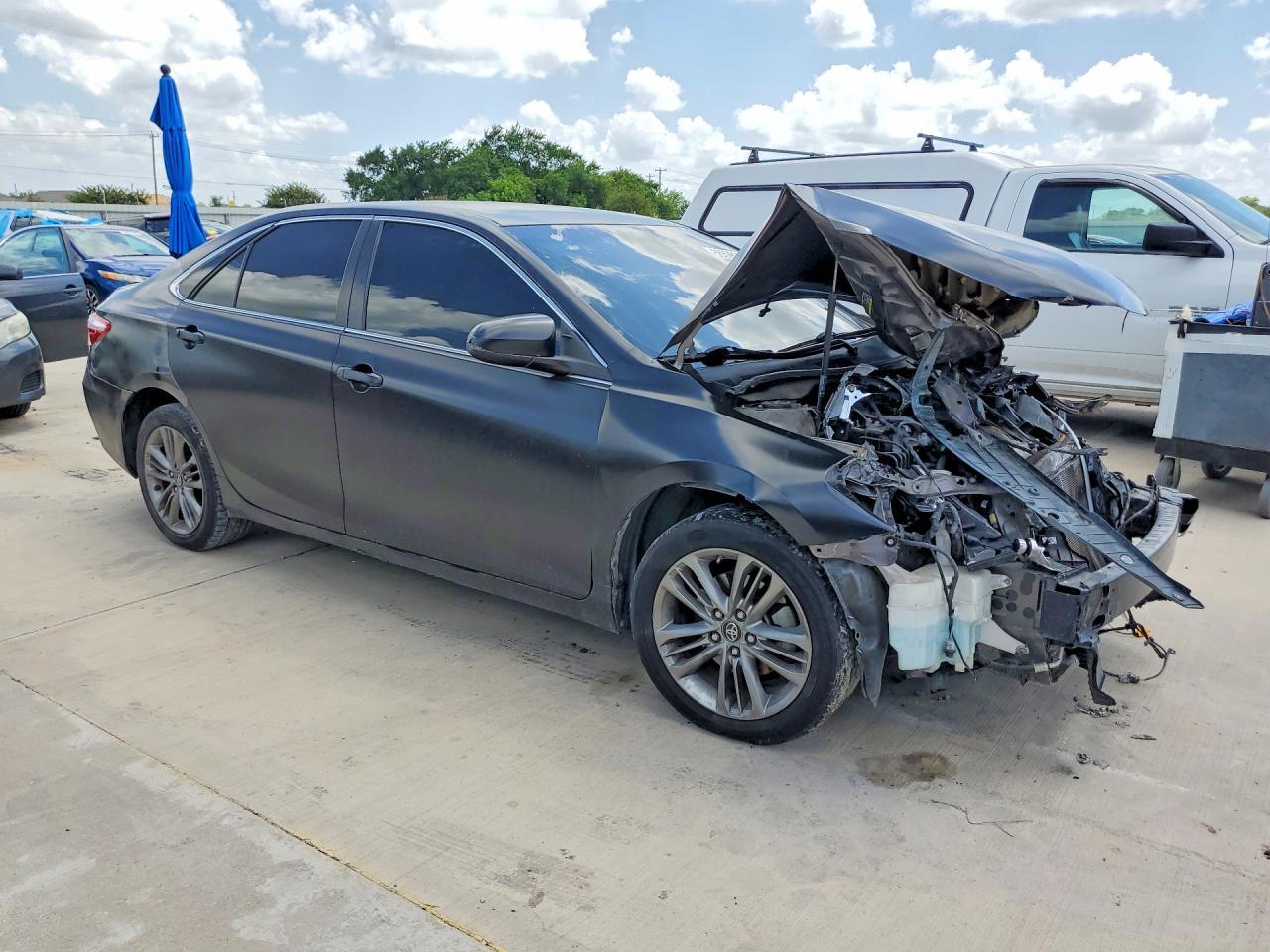 2017 Toyota Camry Se - Фото 4