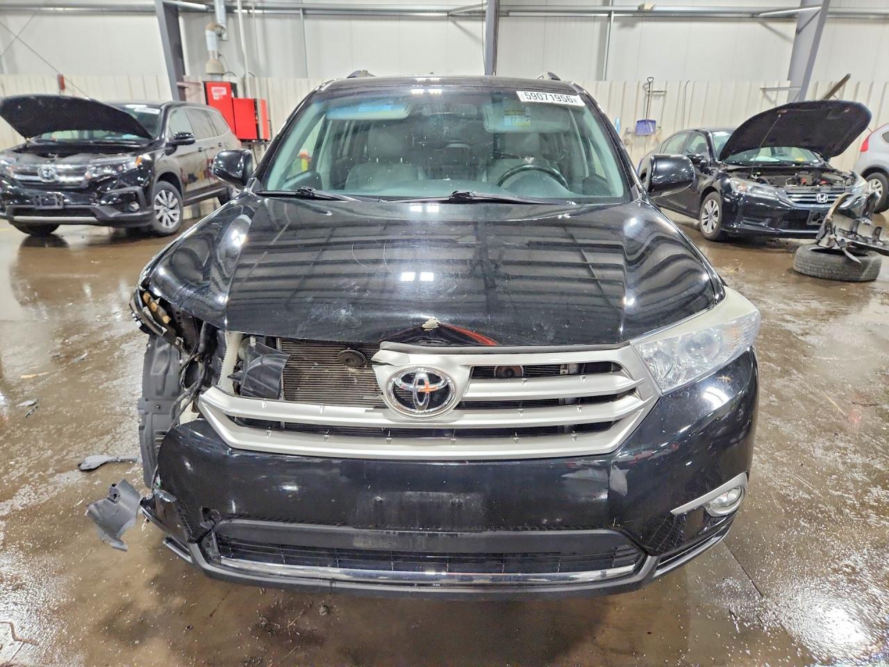 2013 Toyota Highlander Limited - Image 5