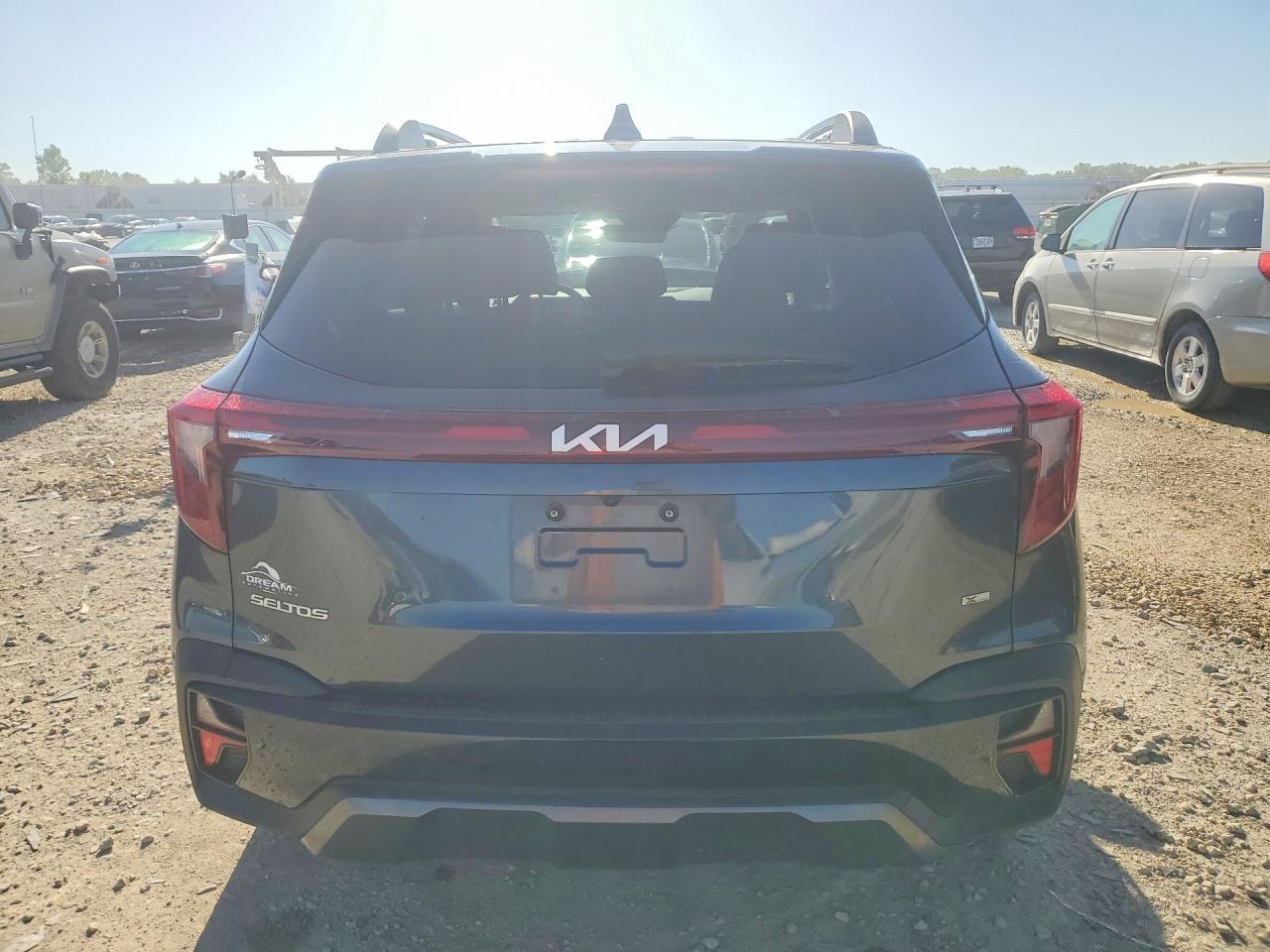 2024 Kia Seltos X Line - Image 6
