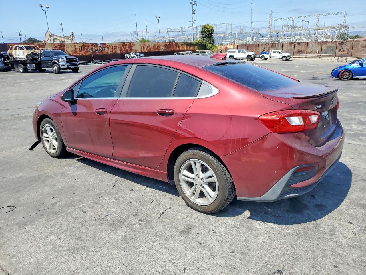 2016 Chevrolet Cruze Lt Auto - Фото 2