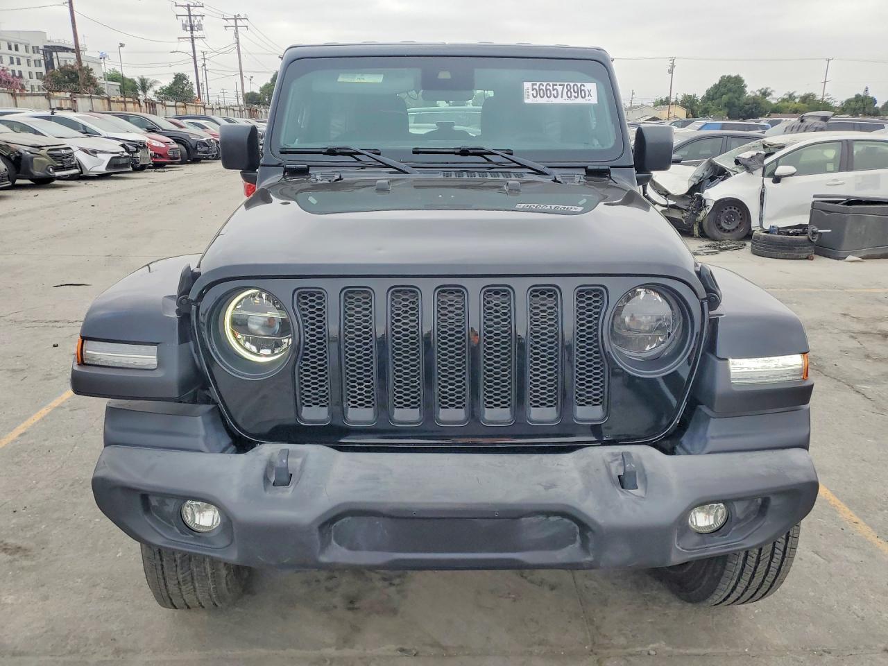 2025 Jeep Wrangler Sahara - Image 5