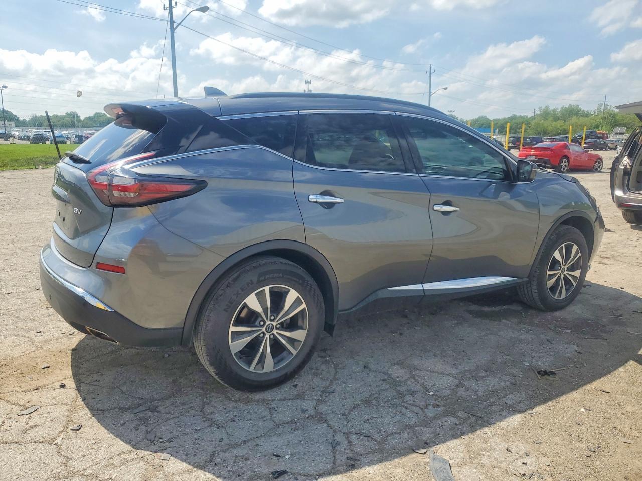 2023 Nissan Murano Sv - Image 3