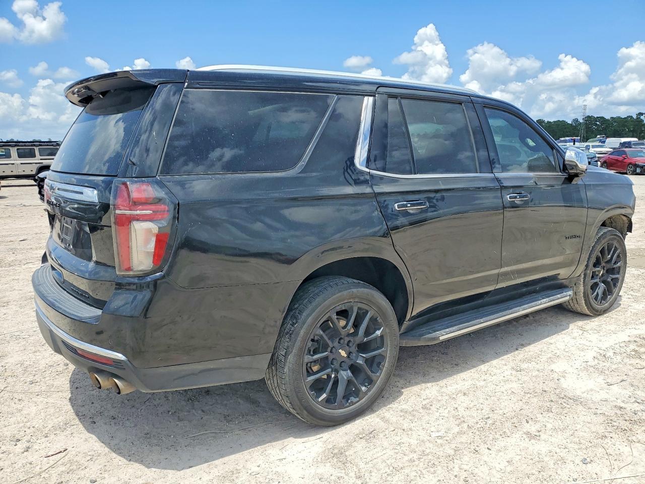 2023 Chevrolet Tahoe C1500 Premier - Image 3