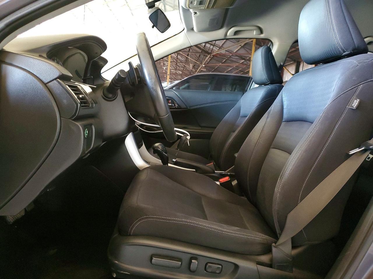 2015 Honda Accord Sport - Image 7
