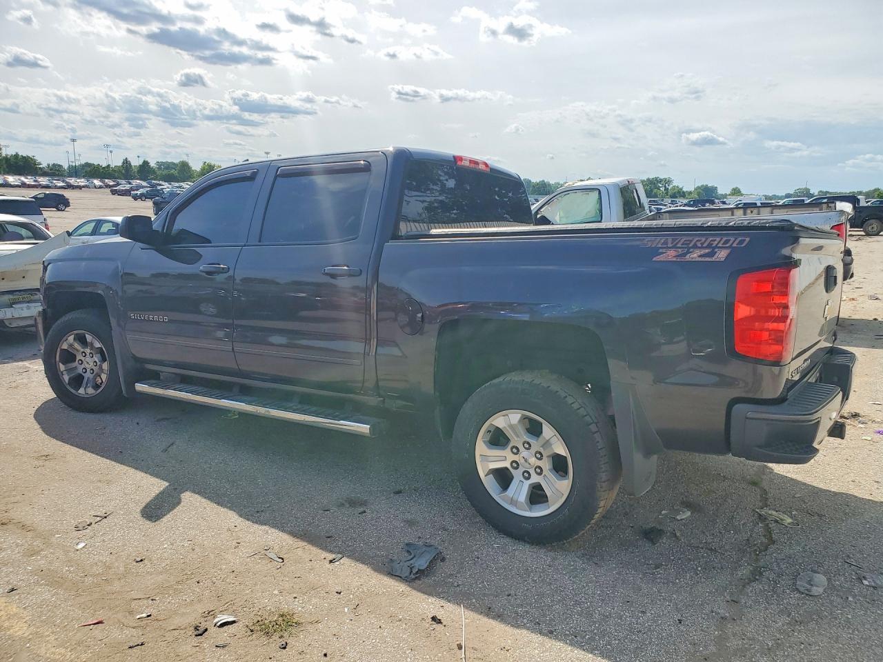2016 Chevrolet Silverado K1500 Lt - Image 2