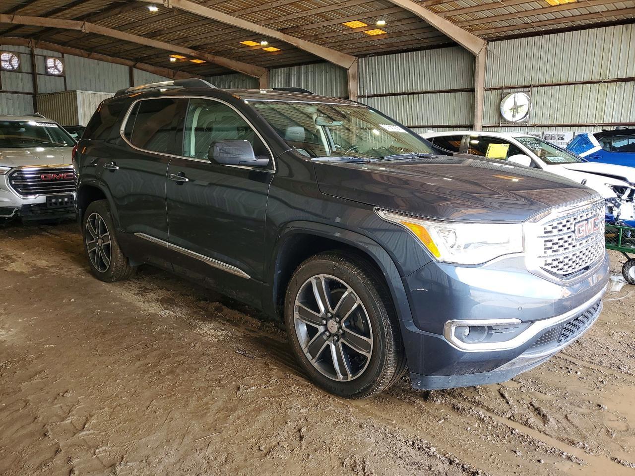 2019 GMC Acadia Denali - Фото 4
